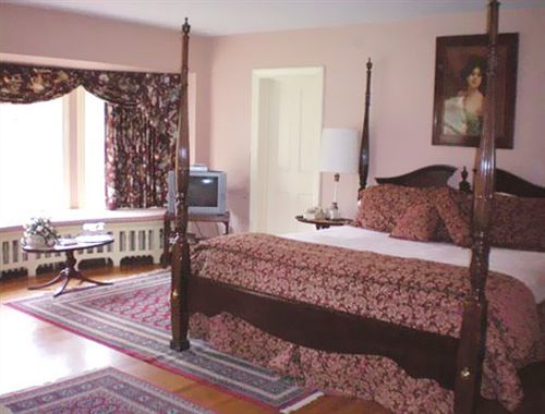 Montague Inn Saginaw Zewnętrze zdjęcie