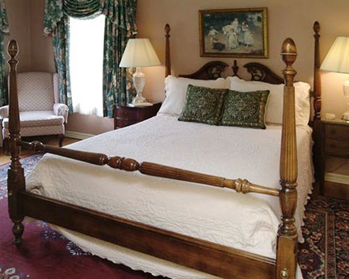 Montague Inn Saginaw Zewnętrze zdjęcie