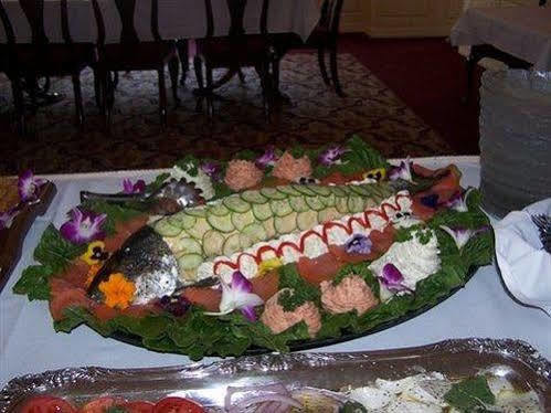 Montague Inn Saginaw Zewnętrze zdjęcie